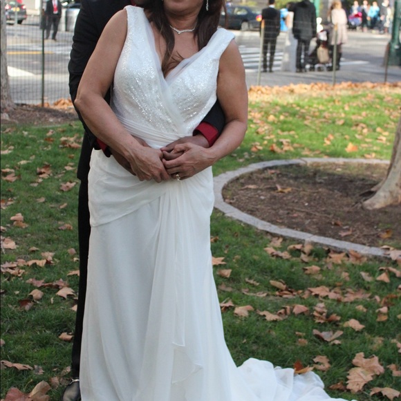 David's Bridal Dress 3 DAY SALE!! - Picture 1 of 8